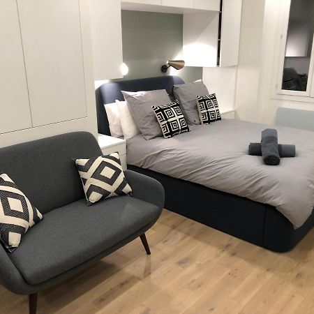 Studio Design Proche Champs-Elysees Párizs Kültér fotó